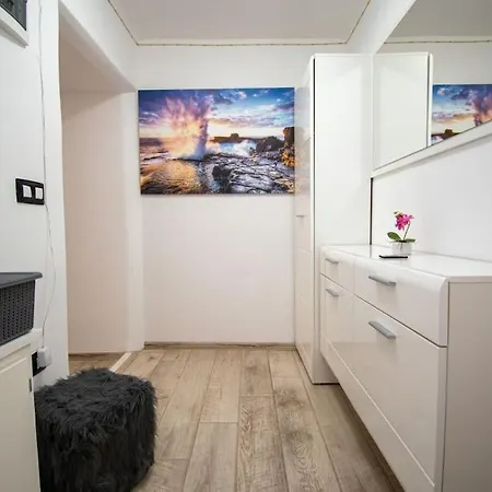 Apartment Marina In